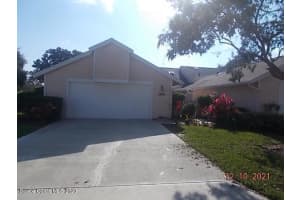 917 Ridge Lake Drive, Melbourne