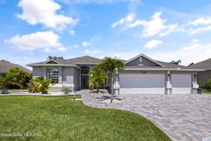 712 Carriage Hill Road, Melbourne