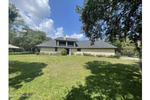 2348 Timberline Drive, Melbourne