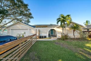 750 Oak Park Circle, Merritt Island