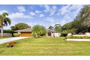 2288 Hamlet Drive, Melbourne