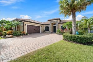 1504 Alto Vista Drive, Melbourne