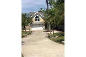 1405 S Riverside Drive, Edgewater