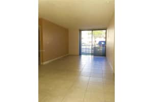 8251 Nw 8th St 115, Miami