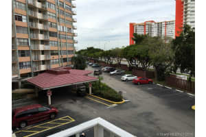 1300 Ne Miami Gardens Drive 306, North Miami Beach