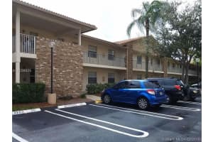 2740 Forest Hills Boulevard 2030, Coral Springs