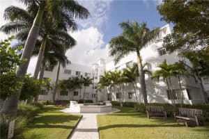 1300 Pennsylvania Ave 202, Miami Beach