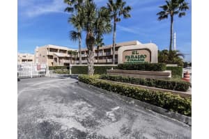 2630 W 76th St 101, Hialeah