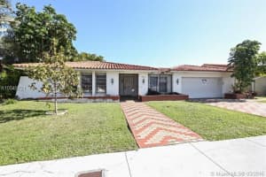 2421 Sw 124 Av, Miami