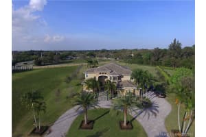 9971 Winding Ridge Ln, Davie