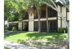 19740 Sw 103rd Ct 104, Cutler Bay