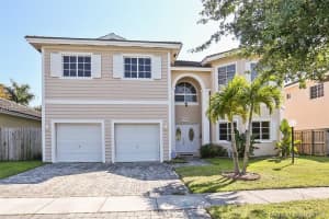 2944 Ne 3rd Dr, Homestead