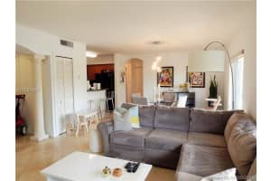 322 Madeira Ave 205, Coral Gables