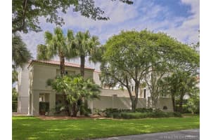 270 Marinero Ct, Coral Gables