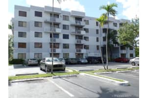 8251 Nw 8th St 317, Miami