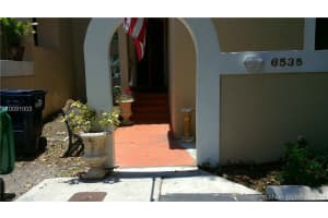 6535 Sw 132nd Court Cir 6535, Miami