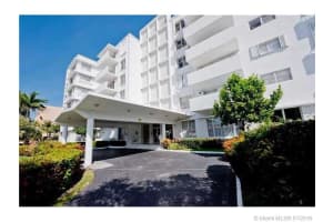 1075 92nd St 402, Bay Harbor Islands