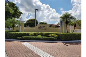 6990 Nw 173rd Dr 2004, Hialeah