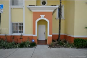 7180 Nw 174th Ter 103, Hialeah