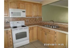 220 W 68th St 102, Hialeah