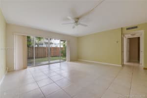 7737 Sw 88th St C107, Miami