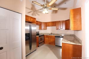 3855 Nw 77th 21, Lauderhill