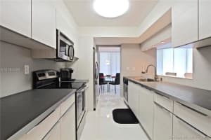 21085 Ne 34th Ave 103-1, Aventura