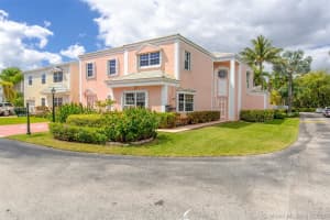 20658 Ne 25th Ct, Miami