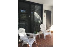 265 Grapetree Dr 107, Key Biscayne