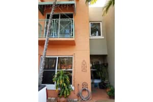 12688 Nw 11th Ln 12688, Miami
