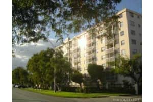 1251 Ne 108th St 402, Miami