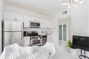 1320 Drexel Ave 308, Miami Beach