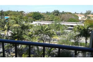 77 Crandon Blvd 5c, Key Biscayne 77 Crandon Blvd 5c, Key Biscayne