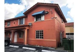 3250 W 70th St 101, Hialeah