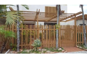 1763 Sw 131st Place Cir S 1763, Miami