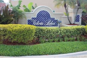 2051 Nw 98th Ter, Pembroke Pines