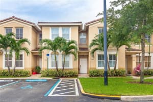 15888 Sw 42nd St 24, Miramar