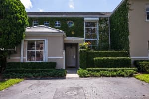 5571 Sw 70th Pl S, Miami