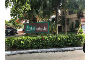 750 Nw 106th Ave 1b5-1, Miami