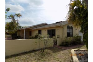 8916 Nw 9th Pl, Plantation