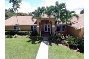 20260 Nw 4th St, Pembroke Pines