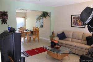 8543 Sw 109th Ave 8543, Miami