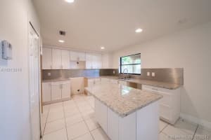 9531 Sw 148th Ave Cir E, Miami