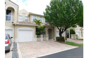 10121 Nw 32nd Ter 10121, Doral