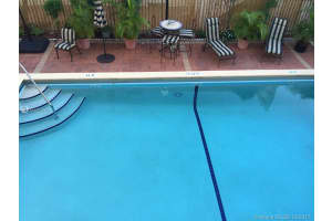 7440 Harding Ave 203, Miami Beach