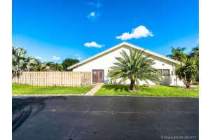 5612 Lime Hill Rd, Lauderhill