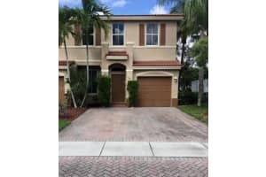 138 Riverwalk 138, Sunrise