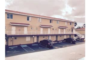 8031 Nw 8th St 13, Miami