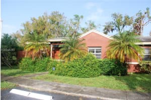 7959 Lagos De Campo Blvd, Tamarac 7959 Lagos De Campo Blvd, Tamarac