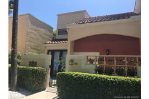 20941 Bay Ct 121-2, Aventura 20941 Bay Ct 121-2, Aventura